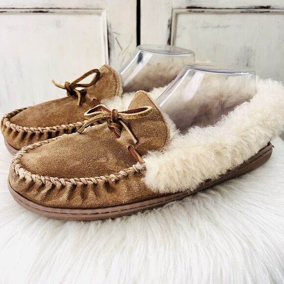 Minnetonka Shoes - Minnetonka Brown Suede Leather Sheep Fur Lined Slip on Moccasins Womens Size 7.5